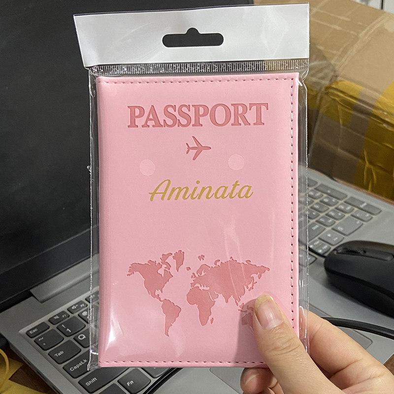 Custom Gold Color Name on Pass - đánh giá và giá Travel Accessories Wallet