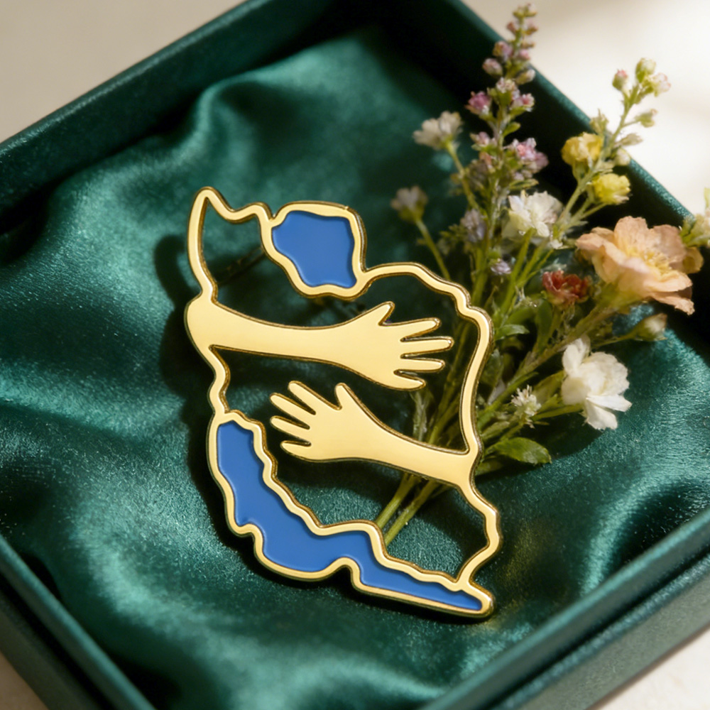 Dawapara Iran Map Shape Brooch - đánh giá và giá Travel Accessories Unisex